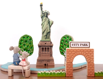 LIMITED! Statue of Liberty Maple Block - Statue only