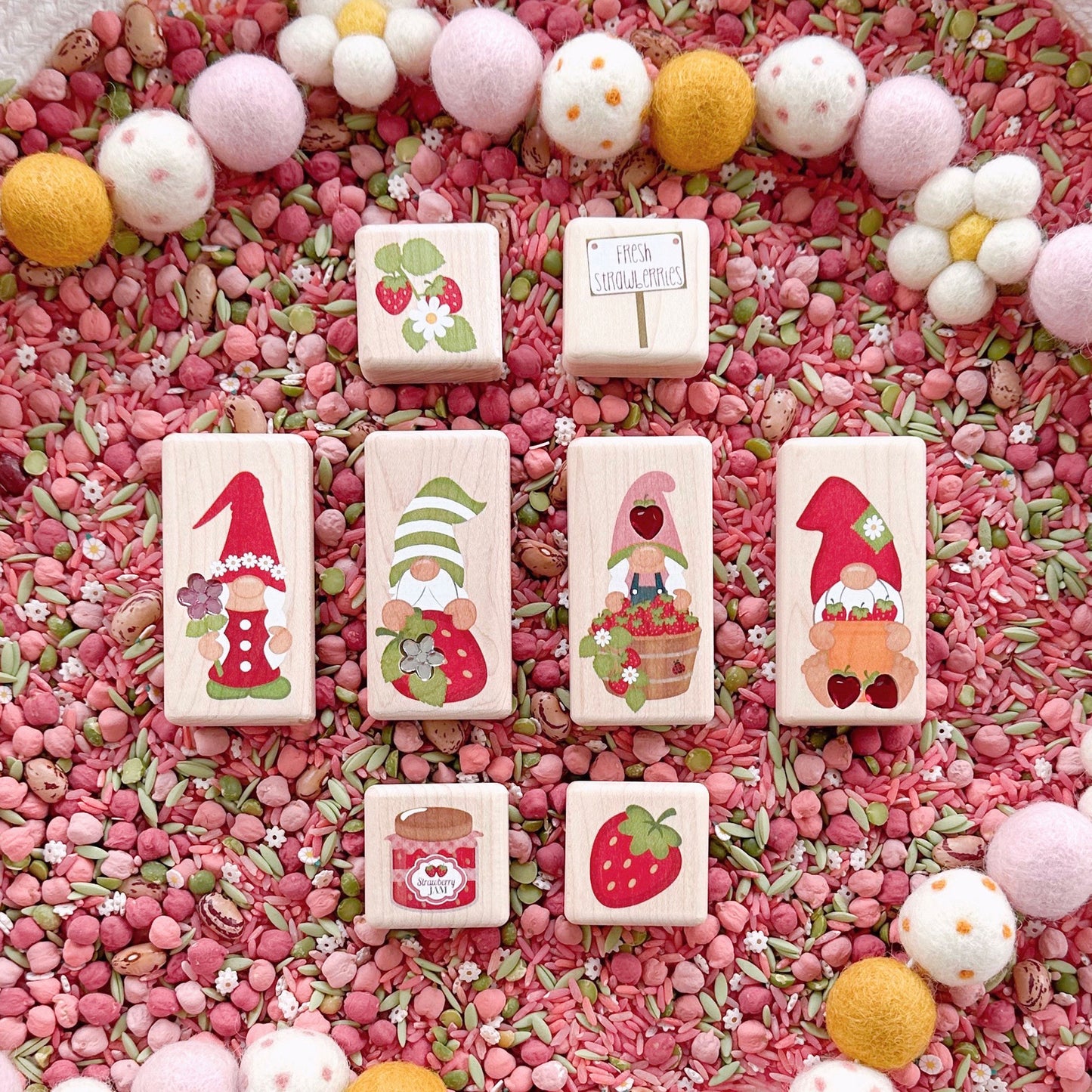 LIMITED! Strawberry Gnomes 8 pc. Gem Block Set