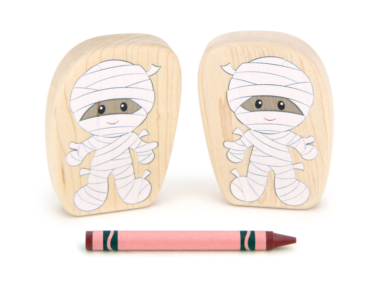 LIMITED! Trick-or-Treat Mummy - 3.25" Double-sided 1:24 Scale Maple Figure