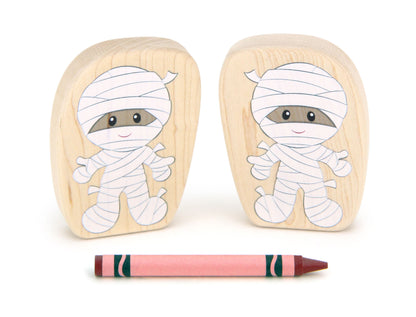 LIMITED! Trick-or-Treat Mummy - 3.25" Double-sided 1:24 Scale Maple Figure